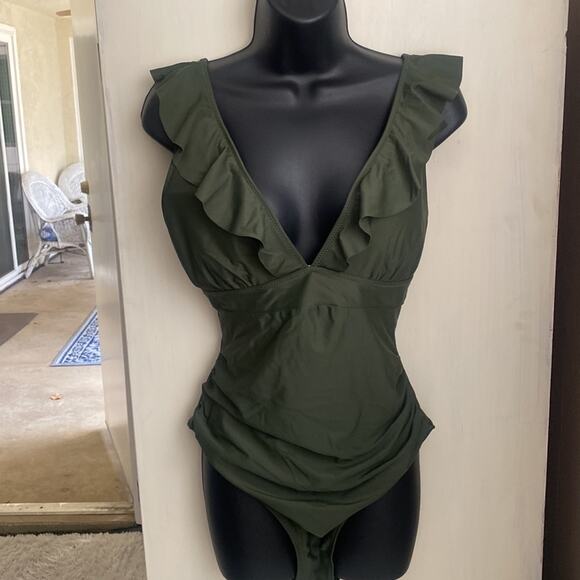 CUPSHE Ruffle Lace-up Monokini - Picture 3 of 5